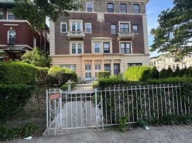 1270 President St, Brooklyn, NY