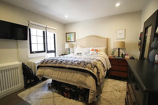 Rented by Bold New York | media 11