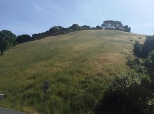 Oak Knoll Rd, El Sobrante, CA 94803