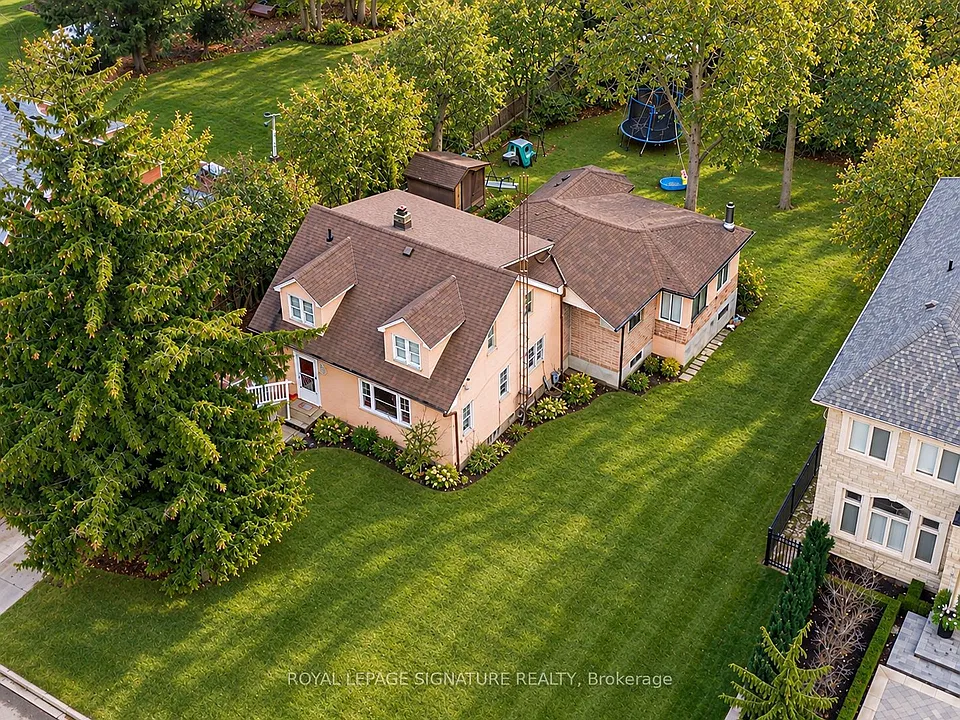 21 Yongeview Ave #MAIN