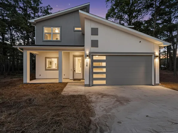 124 Feather Grass Ln, Bastrop, TX 78602