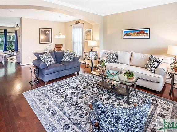 3rd image of 9 Chapel Pointe Cir