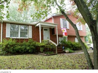 9425 Radborne Rd, North Chesterfield, VA 23236