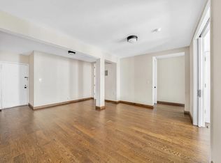 885 10th Ave APT 5D, New York, NY 10019