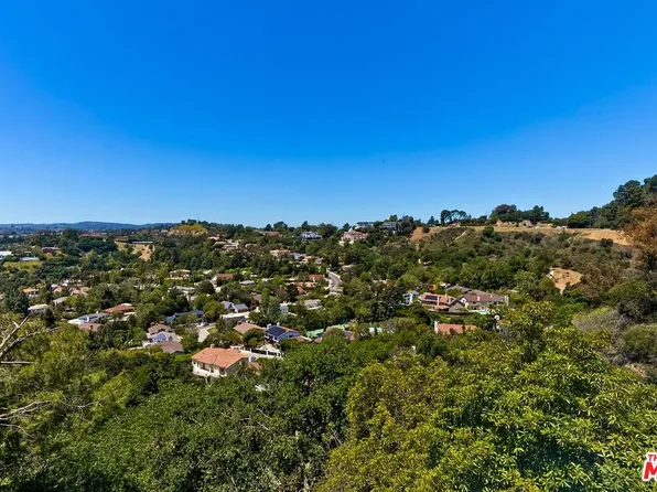 13490 Firth Dr, Beverly Hills, CA 90210