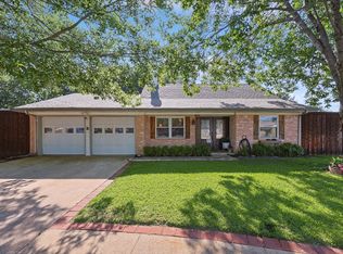 5504 Bishop Ct, Lake Dallas, TX 75065