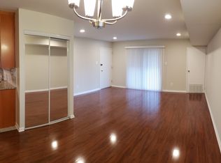 2727 Rhawn St #46, Philadelphia, PA 19152