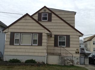 5 Ottawa Ave, Hasbrouck Heights, NJ 07604