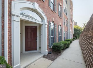 2376 Merseyside Dr, Woodbridge, VA 22191