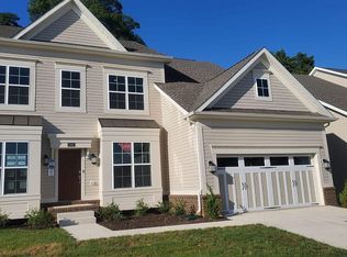 5205 Continental Dr, Frederick, MD 21703
