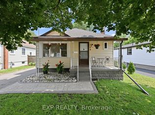129 E 25th St, Hamilton, ON L8V 3A3