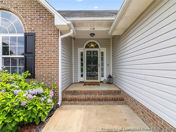 5th image of 116 Woodbine Dr