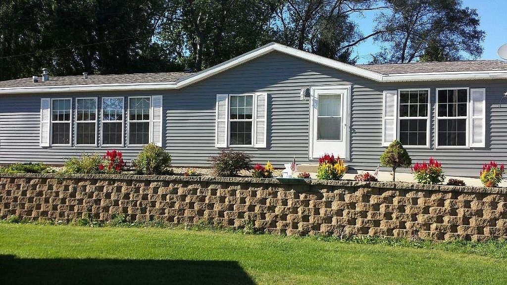 8208 E Wind Lake Rd, Waterford, WI 53185 Zillow