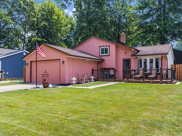 37182 S Lake Shore Blvd, Eastlake, OH 44095