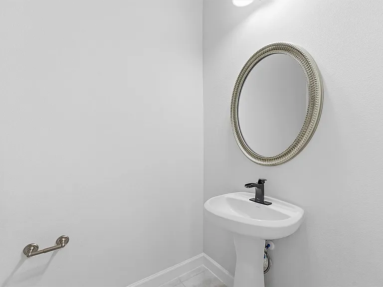1303 Gardenia Dr — Photo 12