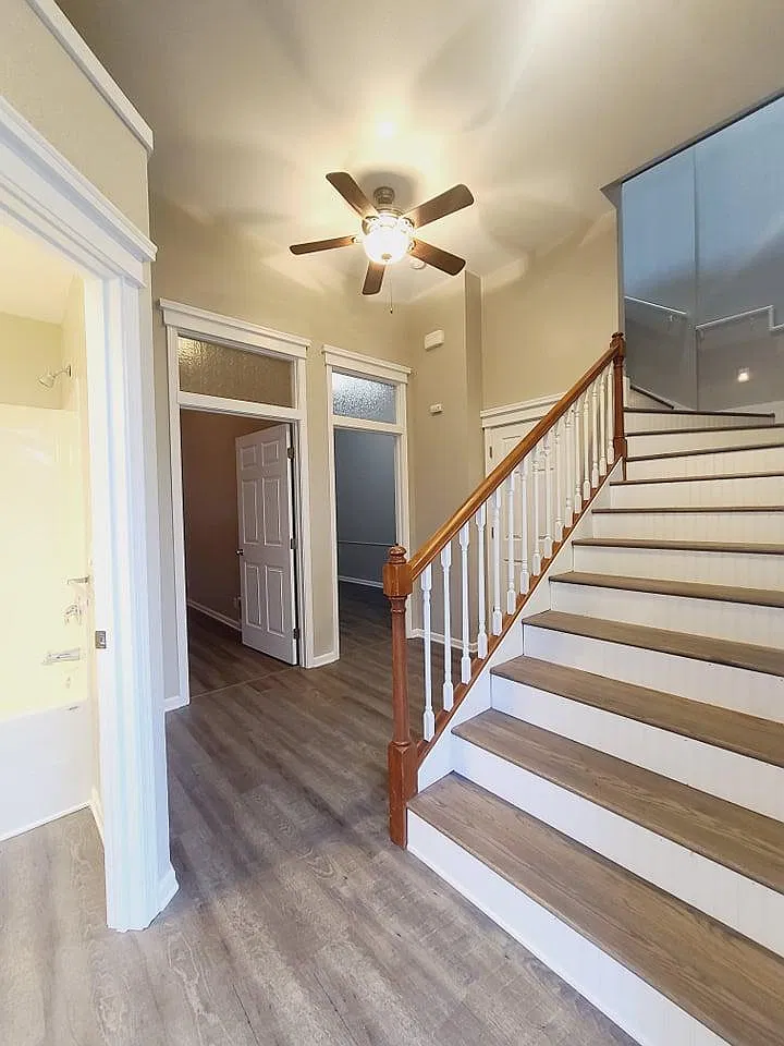 3 bed, 1224 sqft, $2,700 — Photo 3