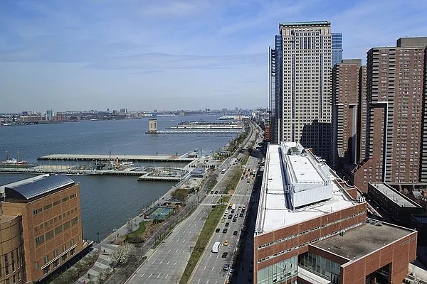 Rented by Verus Real Estate | media 33