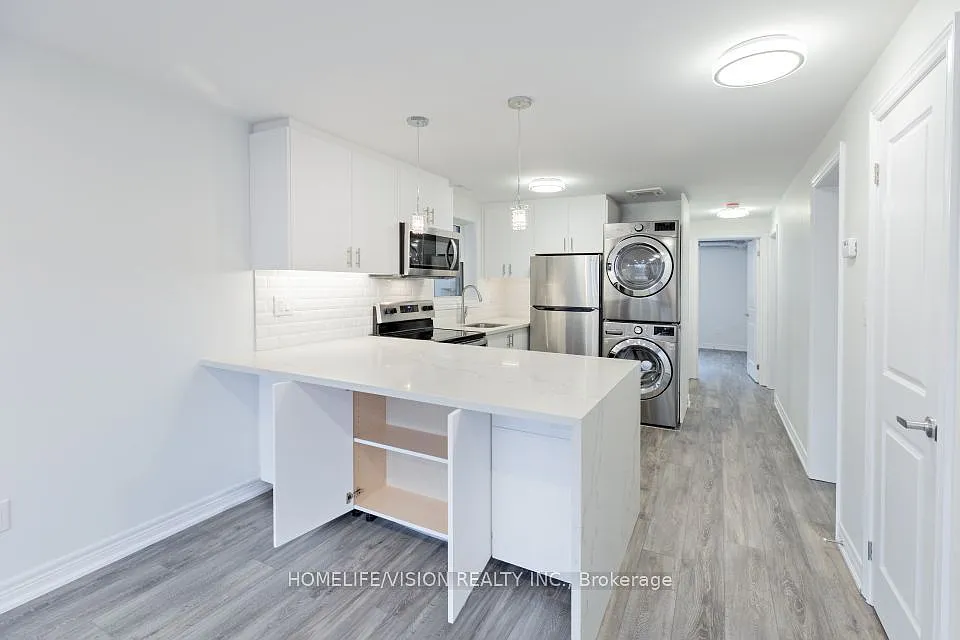3 bed, $2,995 — Photo 3