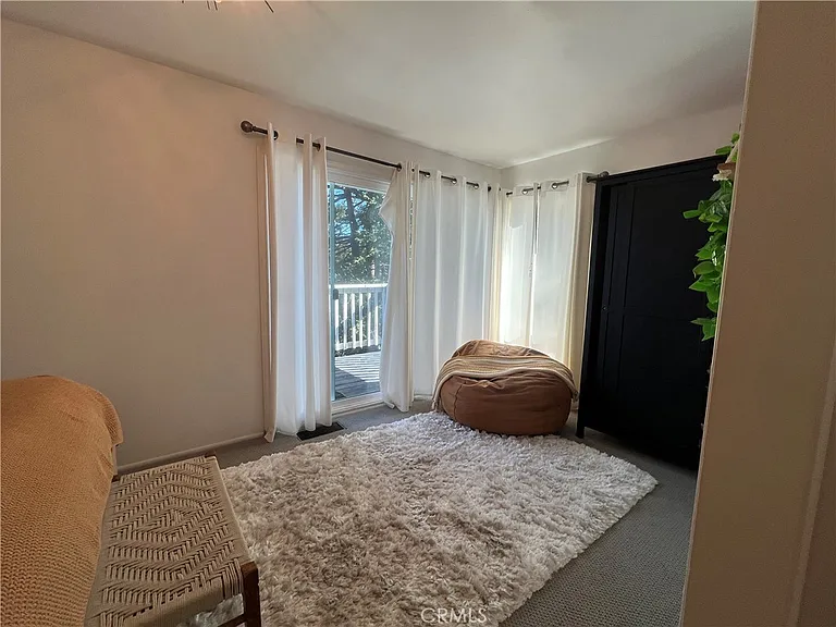 23870 Lakeview Dr — Photo 10