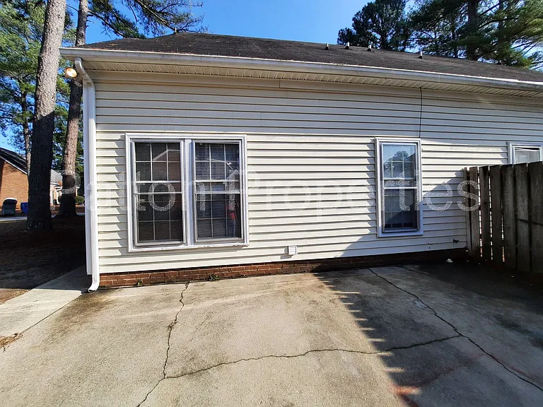 1601 Willowby Street - Inside CoC - R19706-07-14 — Photo 16