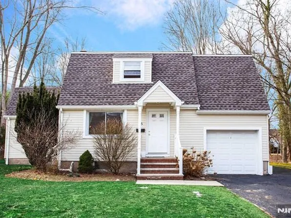 36 Morningside Ave, Cresskill, NJ 07626