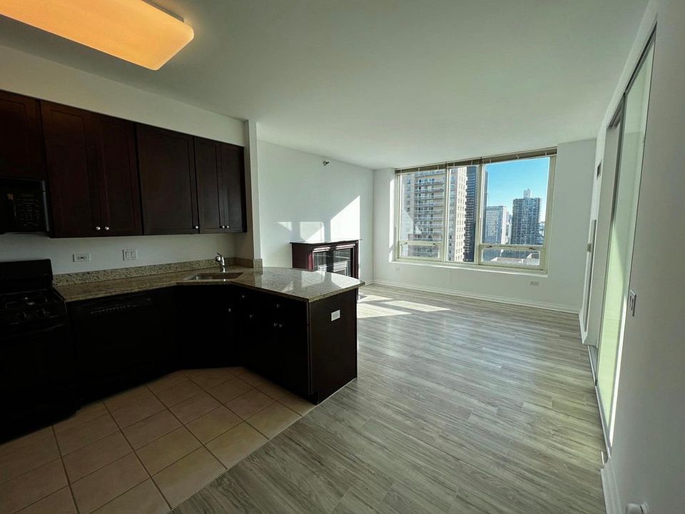1st image of 33 W Ontario St APT 44C