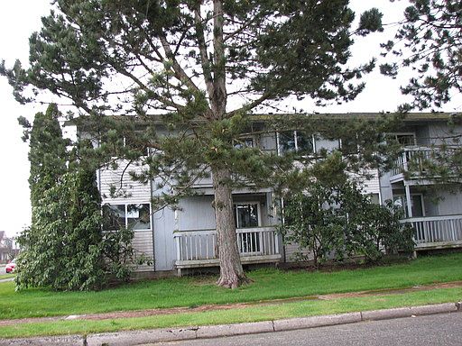 1st image of 906 W Heron St APT D