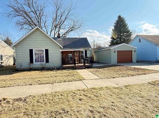 401 Ash St, Cherokee, IA 51012