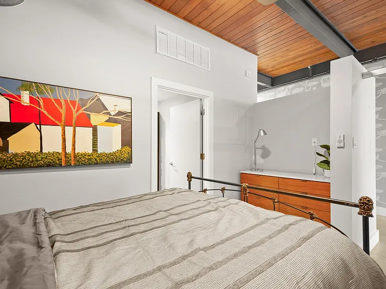2205 N Lamar Blvd #114 — Photo 12