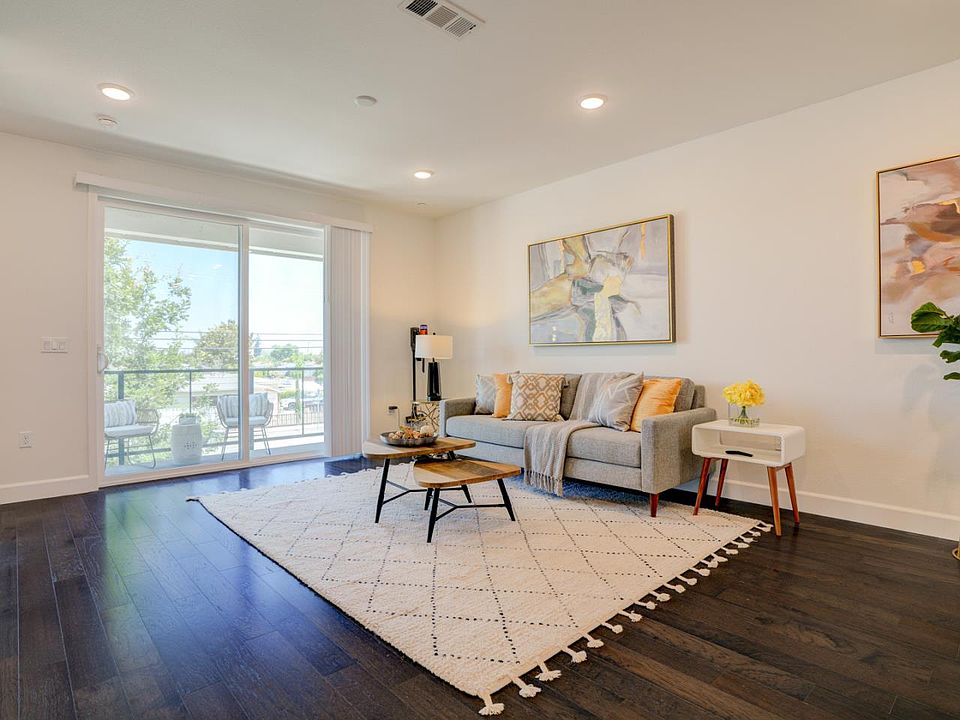 1st image of 840 E Duane Ave Unit 9