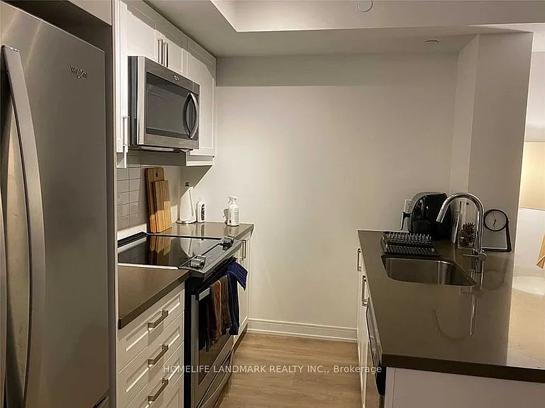 50 Wellesley St E #1905 — Photo 4