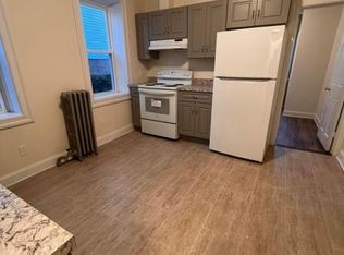 451 S 10th Ave #2R, Mount Vernon, NY 10550