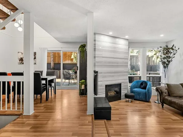 10457 E 19th St SW #13, Calgary, AB T2W 3E6