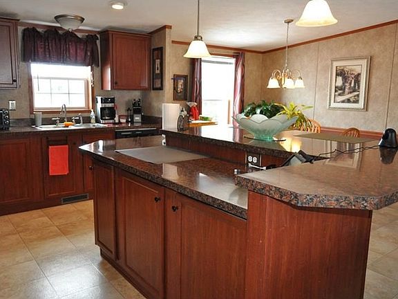 5th image of 309 Grizzly Dr