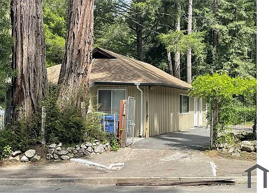 238 Pacific St