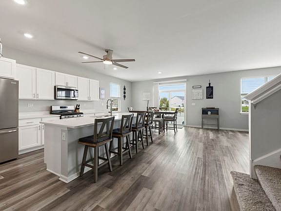 4th image of 2219 Daly Ln
