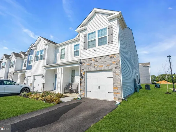 59 Elliot Ln, Mount Holly, NJ 08060