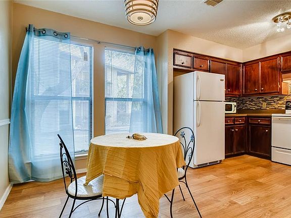 5th image of 10616 Mellow Mdws APT 41D