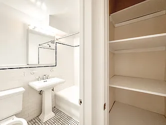 Rented by Manhattan Realty Group