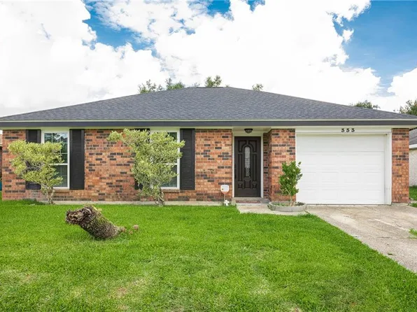 333 River Oaks Dr, Destrehan, LA 70047