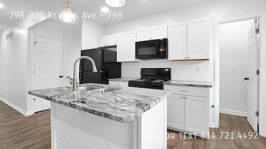 2 bed, 1000 sqft, $1,049 — Photo 1