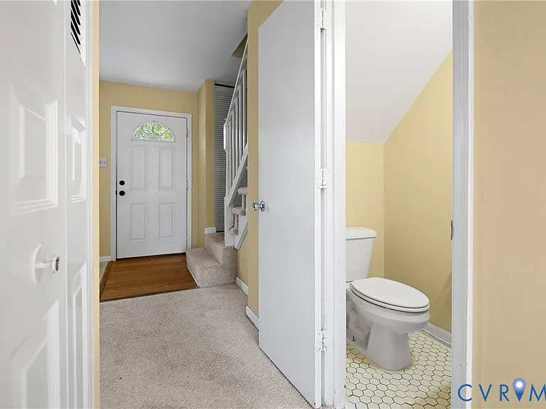 4704 Leadenhall Dr — Photo 23