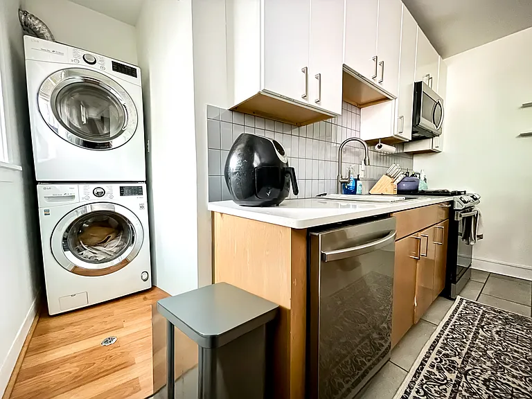 108 S Scoville Ave #1C — Photo 5