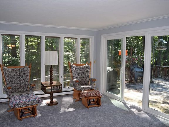 2nd image of 950 Elywood Dr
