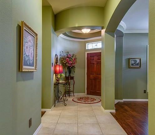 3rd image of 2836 Lukenbach Dr
