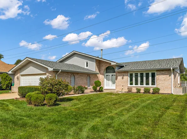 17389 Highwood Dr, Orland Park, IL 60467
