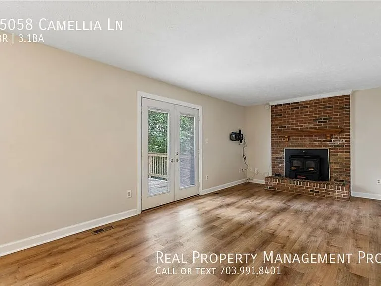 15058 Camellia Ln — Photo 10