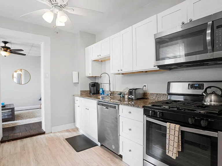 103 Roberts St #2 — Photo 4