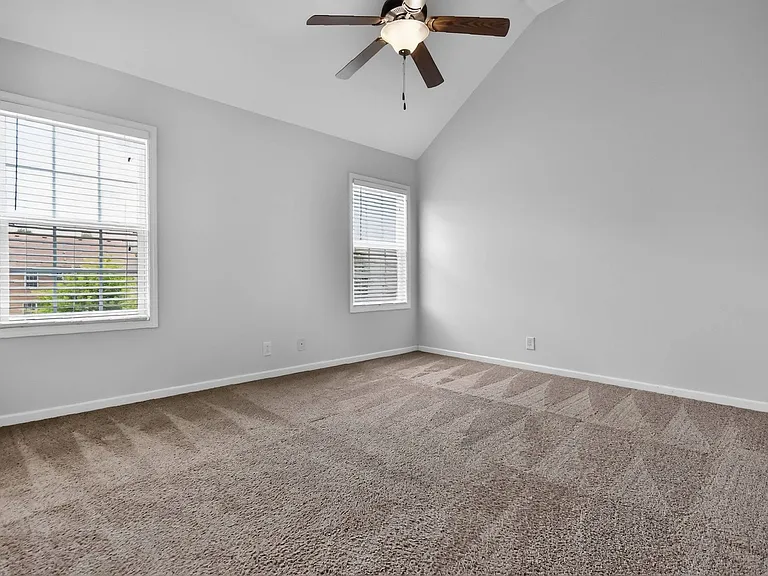 1004 Dwight Eisenhower Way — Photo 9