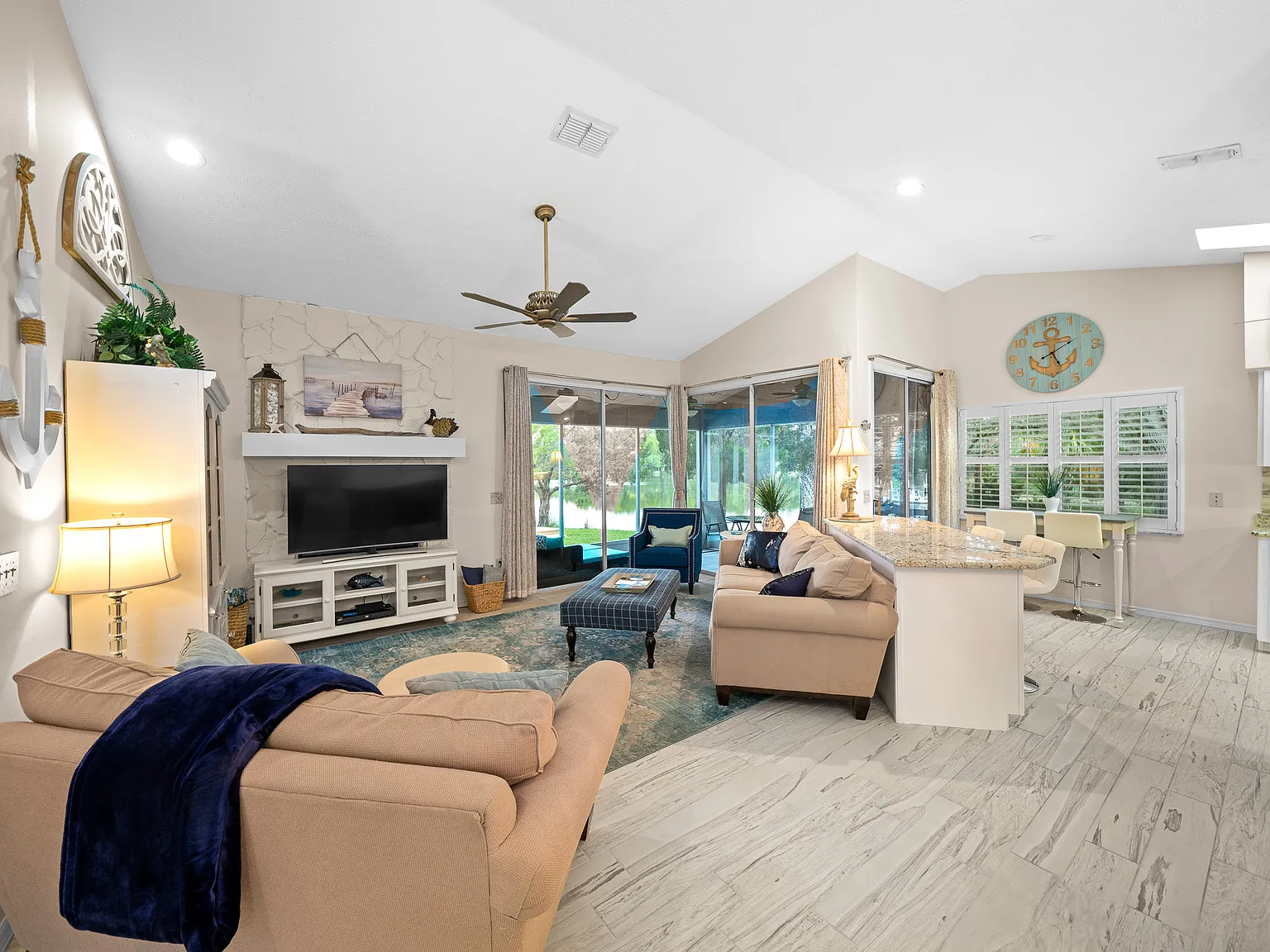 2 bed, 1339 sqft, $3,000 — Photo 2